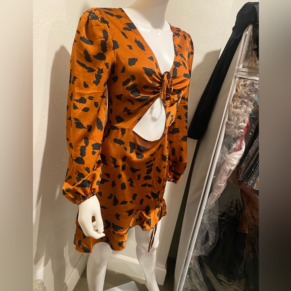 Bedrock long sleeve dress size M - Picture 4 of 12